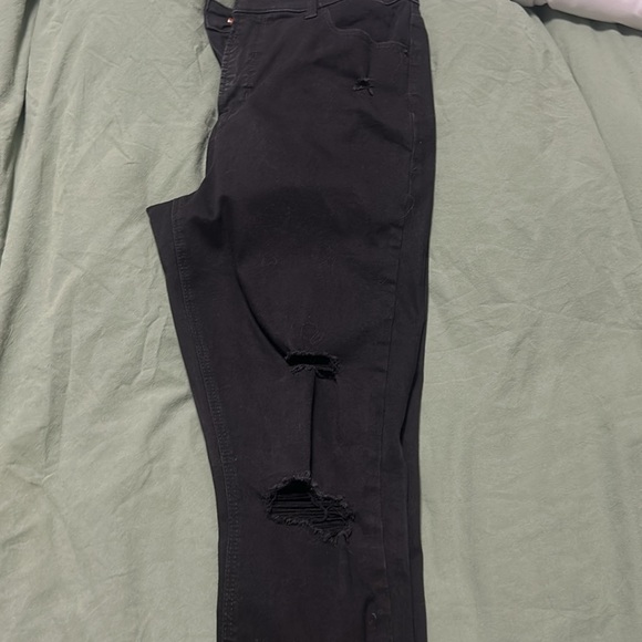 Old Navy jeans - Picture 2 of 5